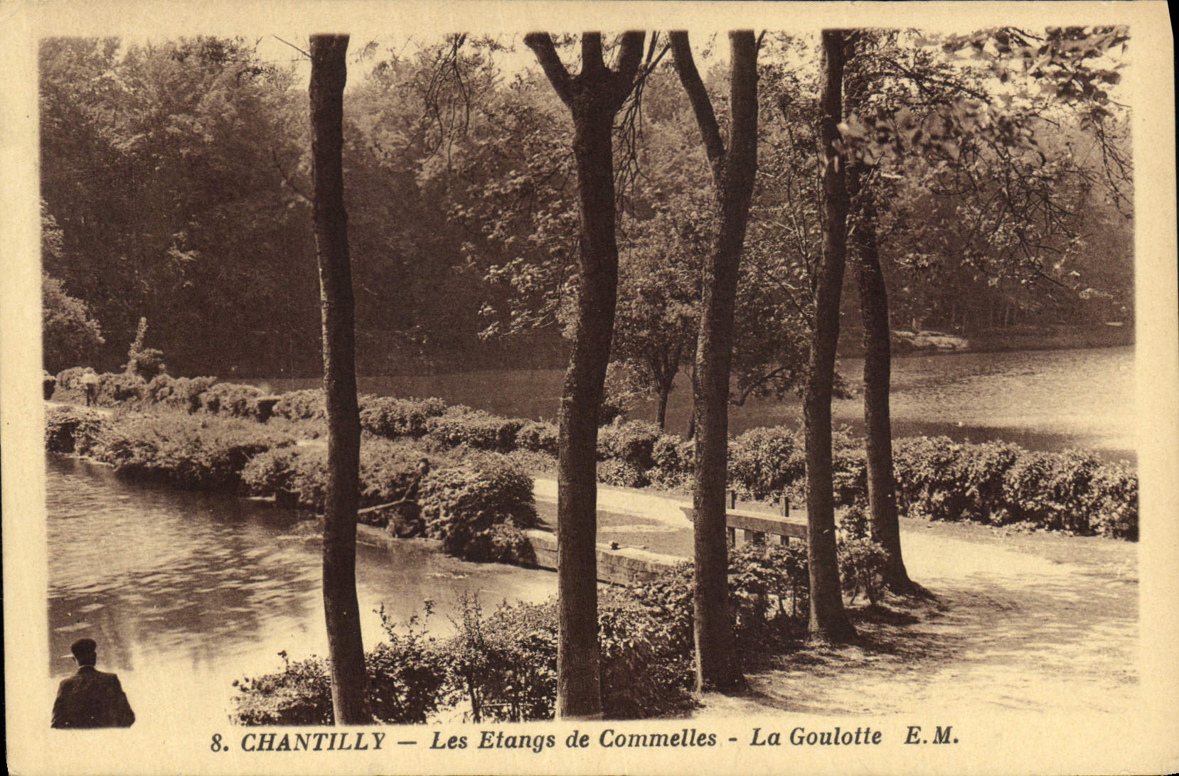 CPA Chantilly Les Etangs de Commelles La Goulotte 
