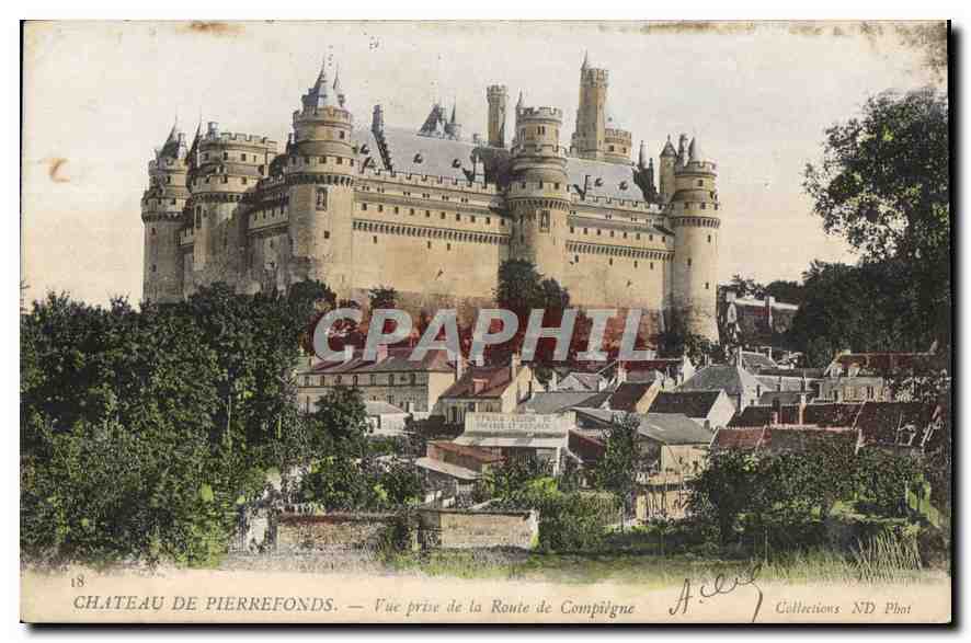 Château de Pierrefonds — Vue prise de la Route de Compigne — Collections ND Phot