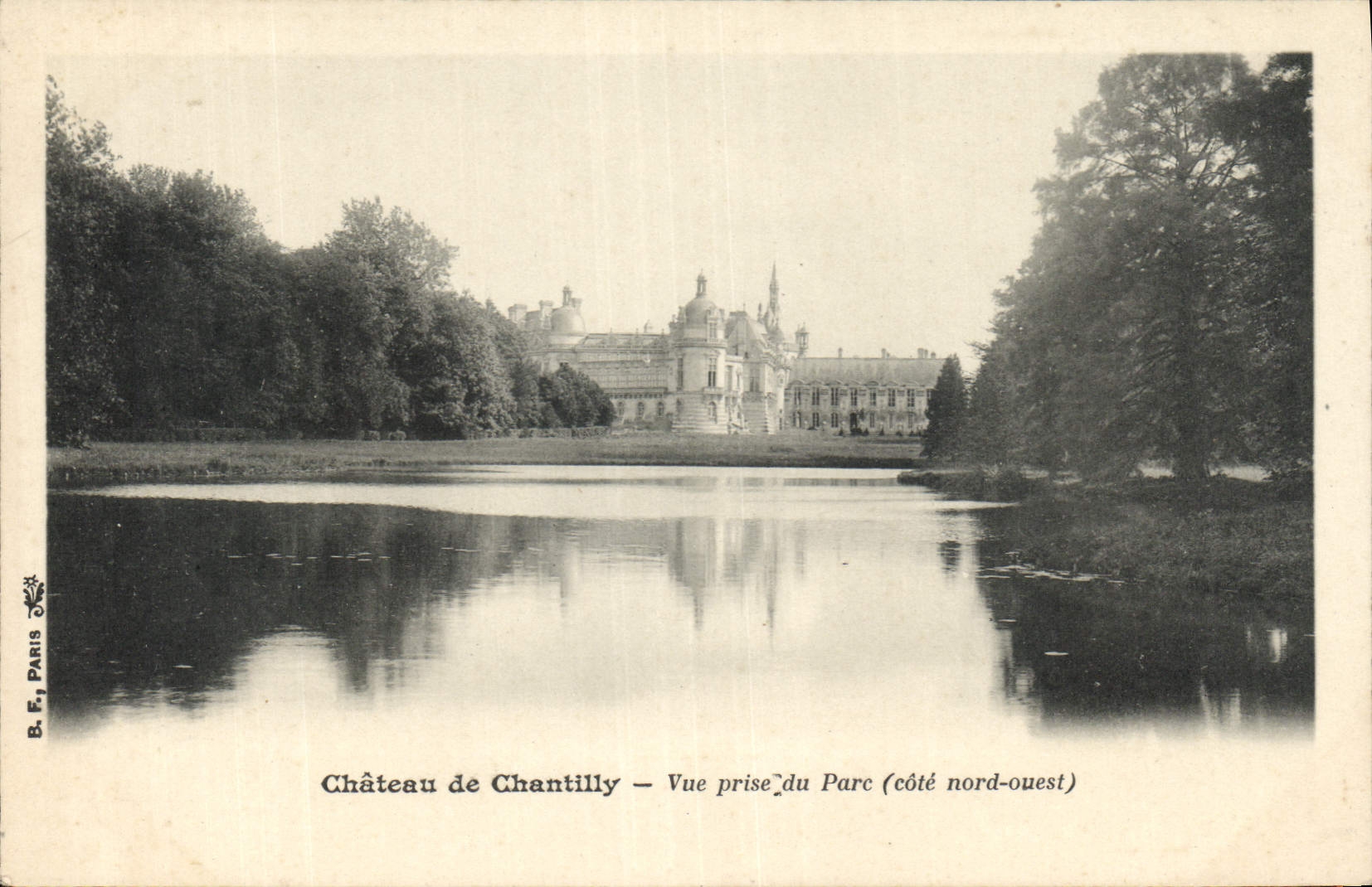 CPA Chateau de Chantilly Vueprise du Parc cote nord ouest 