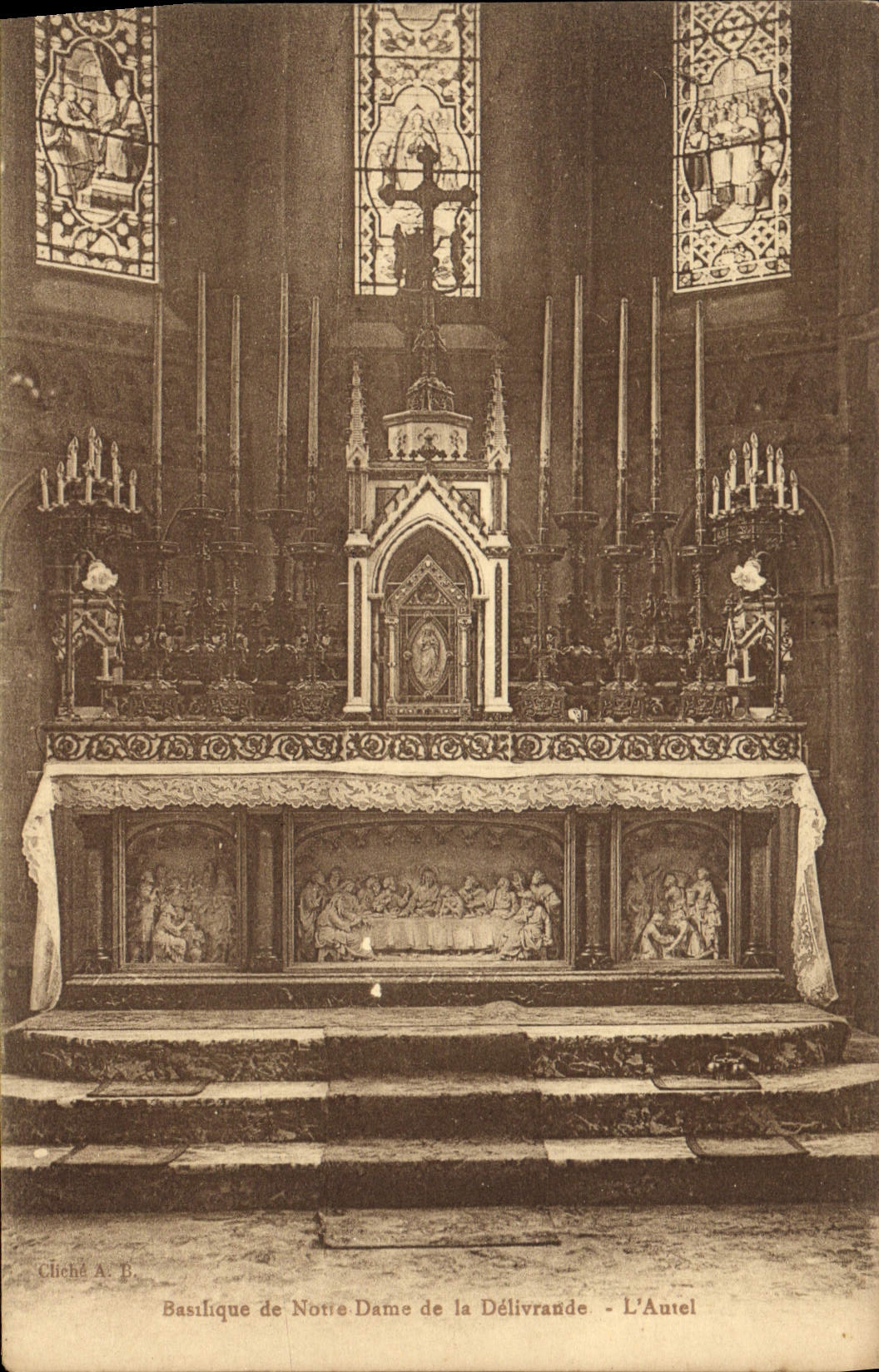 CPA Basilique de Notre Dame de la Delivrande L'Autel 