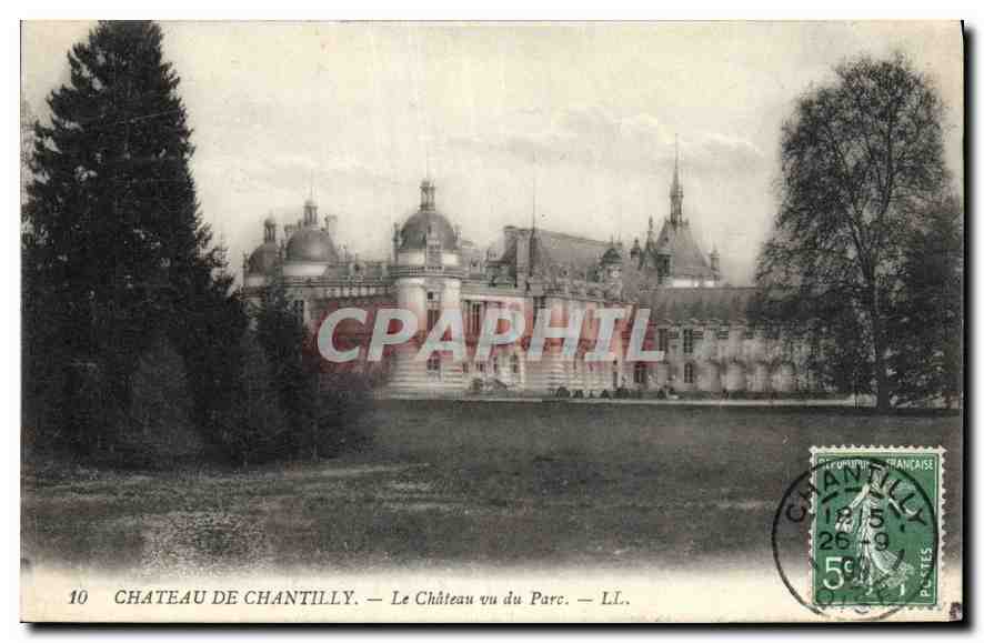 CPA Chateau de Chantilly Le Chateau vu du Parc 