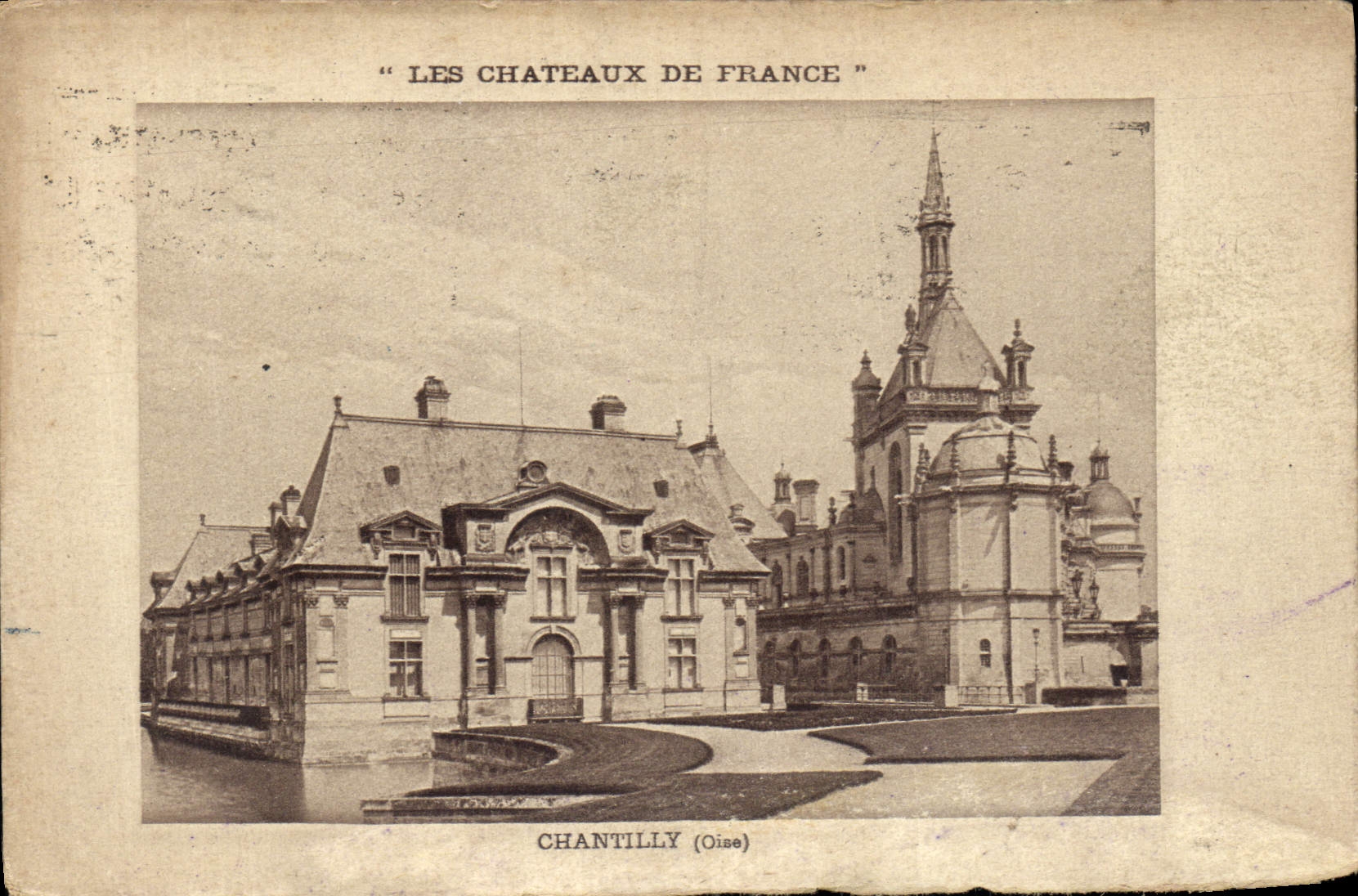 CPA Les Chateaux de France Chantilly Oise 