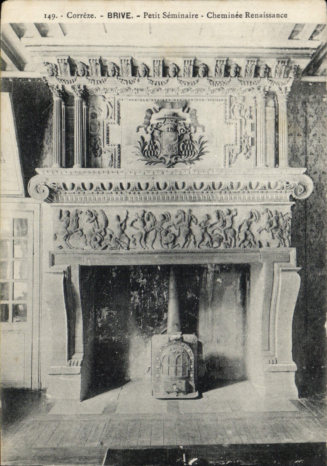 CPA Correze Brive Petit Seminaire Cheminee Renaissance 