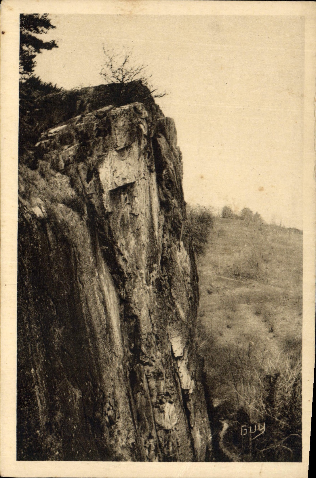 Le Saut de la Bergère — Aubazine (Corrèze) — Édition d'Art Guillaume - Brive