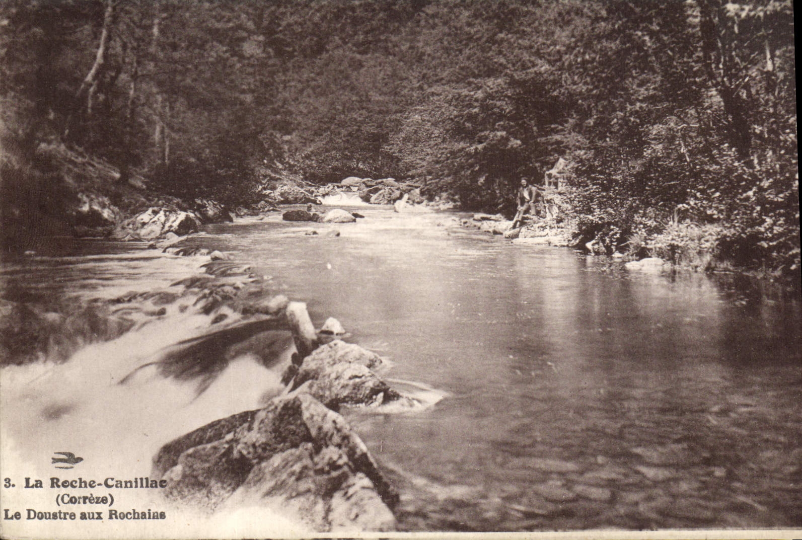 CPA La Roche Canillac Correze Le Doustre aux Rocbains 