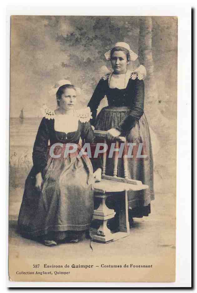 Fouesnant filles de Quimper coiffe bretonne bonnet folklore broderie embroidery headdress costume animation TOP CPA