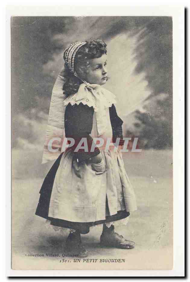 un petit Bigouden coiffe bretonne folklore broderie embroidery headdress costume animation CPA