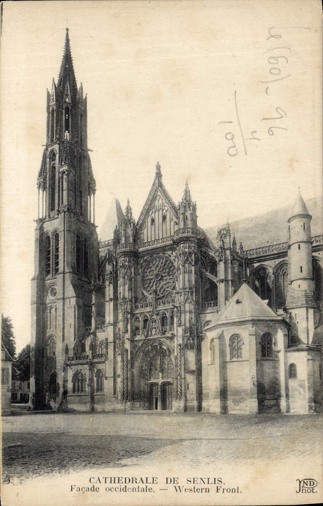 Cathédrale de Senlis — Façade occidentale — Neurdein Frères, Paris-Cobell