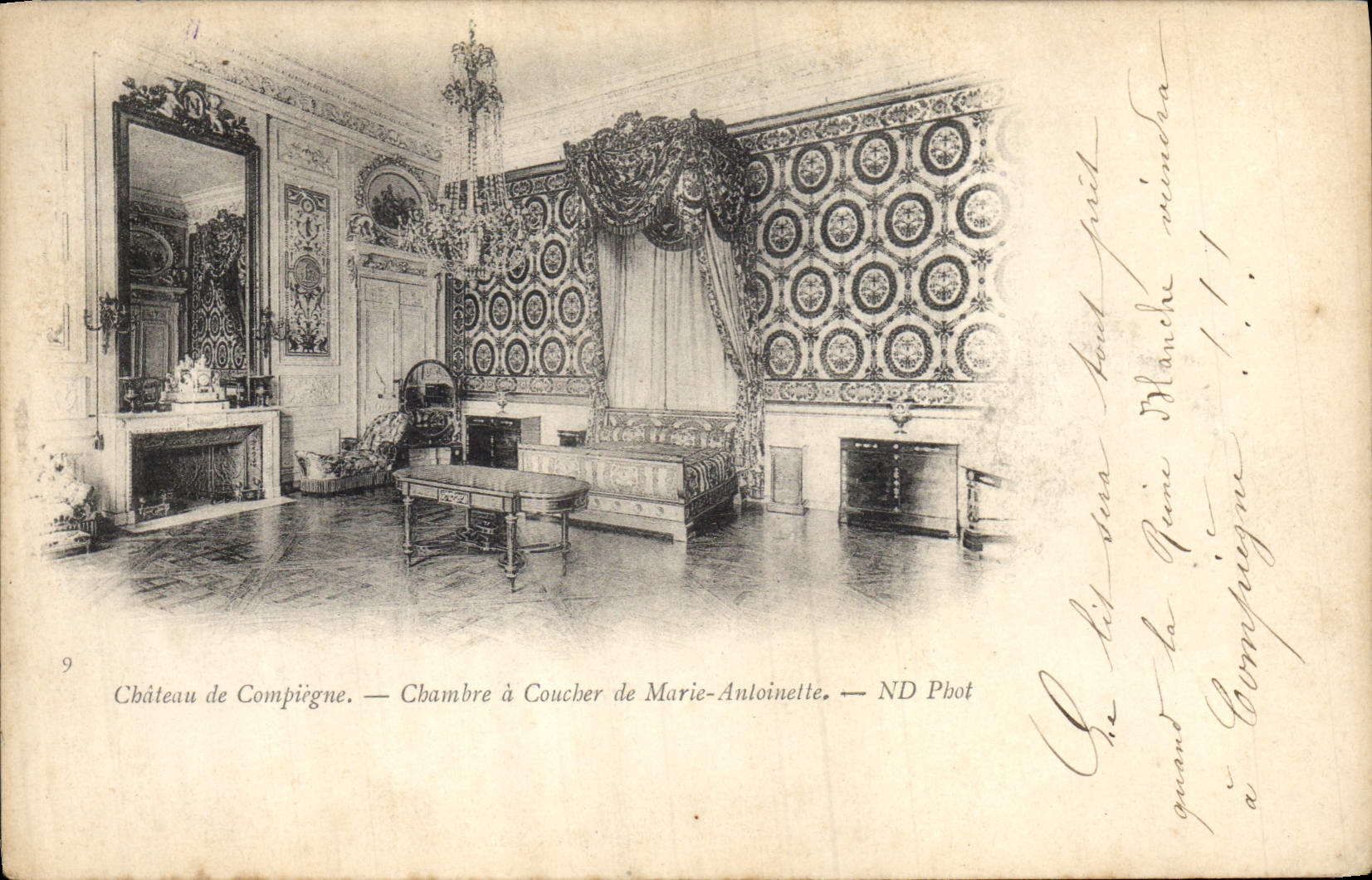 Château de Compiègne — Chambre à Coucher de Marie-Antoinette — ND Phot