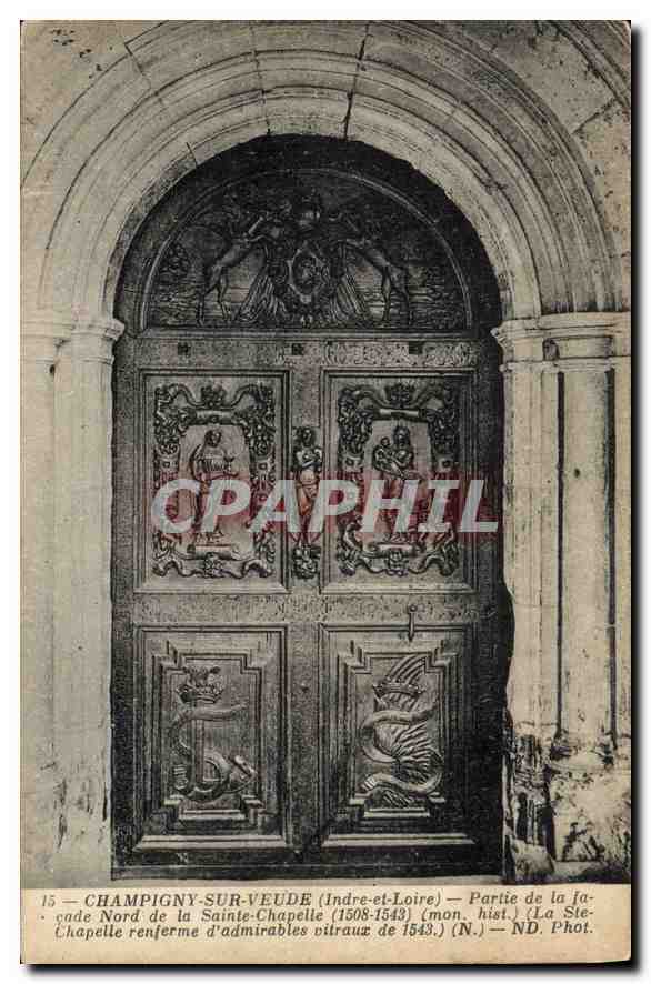 CPA Champigny sur Veude Indre et Loire Partie de la facade Nord de la Sainte Chapelle 