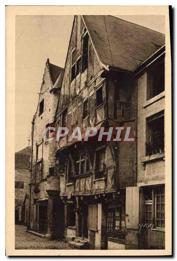 CPA La Douce France Chateaux de la Loire Chinon Vieilles Maisons XV siecle 