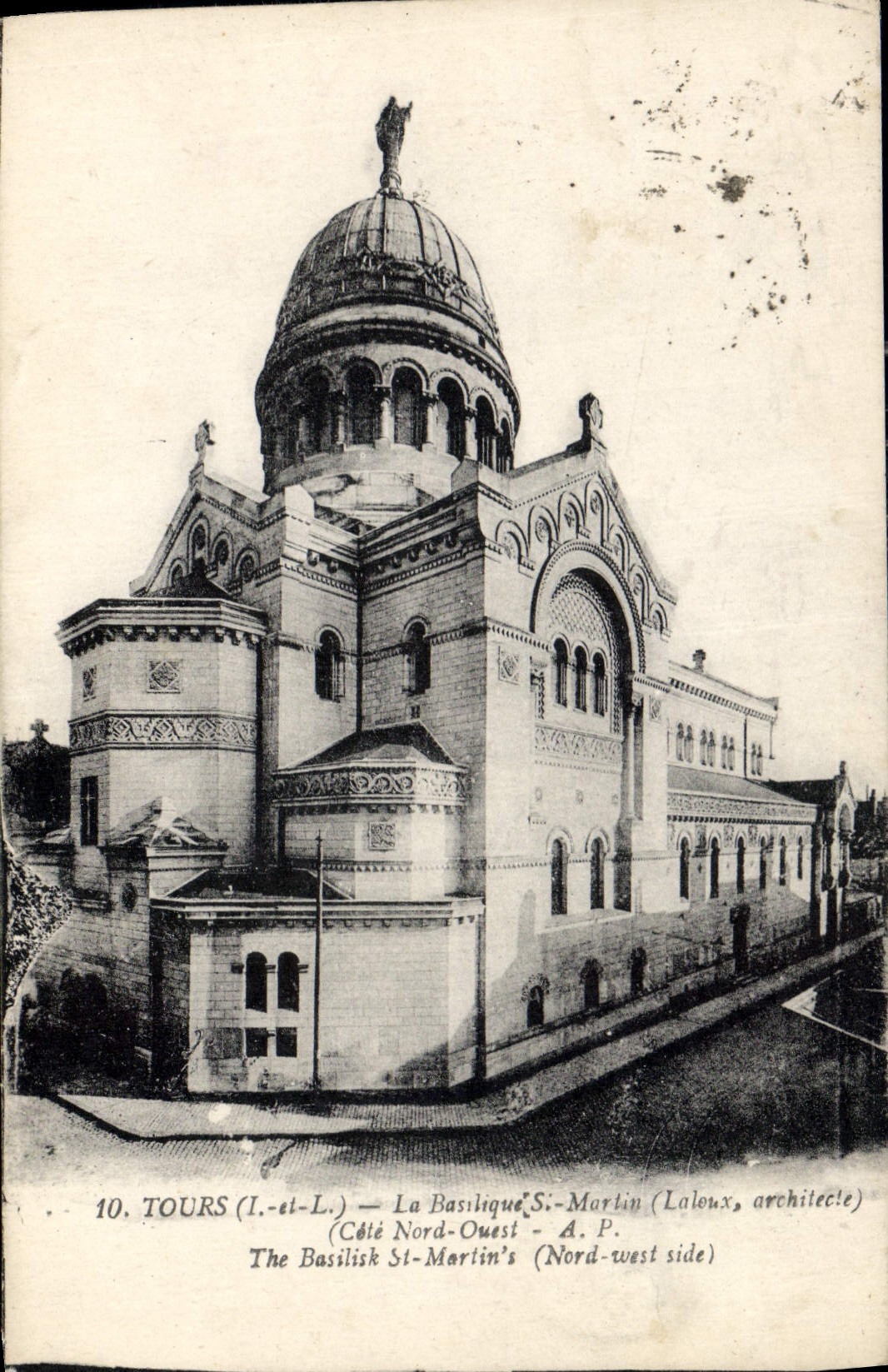 CPA Tours I et L la Basilique St Martin cote nord ouest 