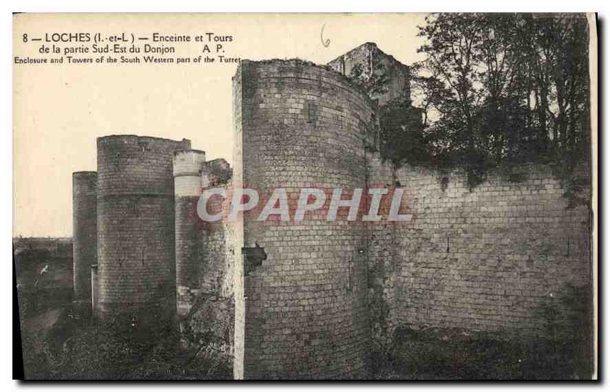 CPA Loches I et L Enceinte et tours de la partie sud est du Donjon 