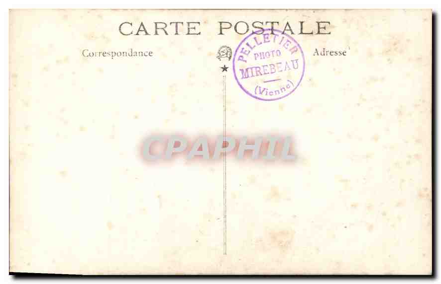 CARTE PHOTO Enfants Pelletier Mirebeau Vienne — Rückseite