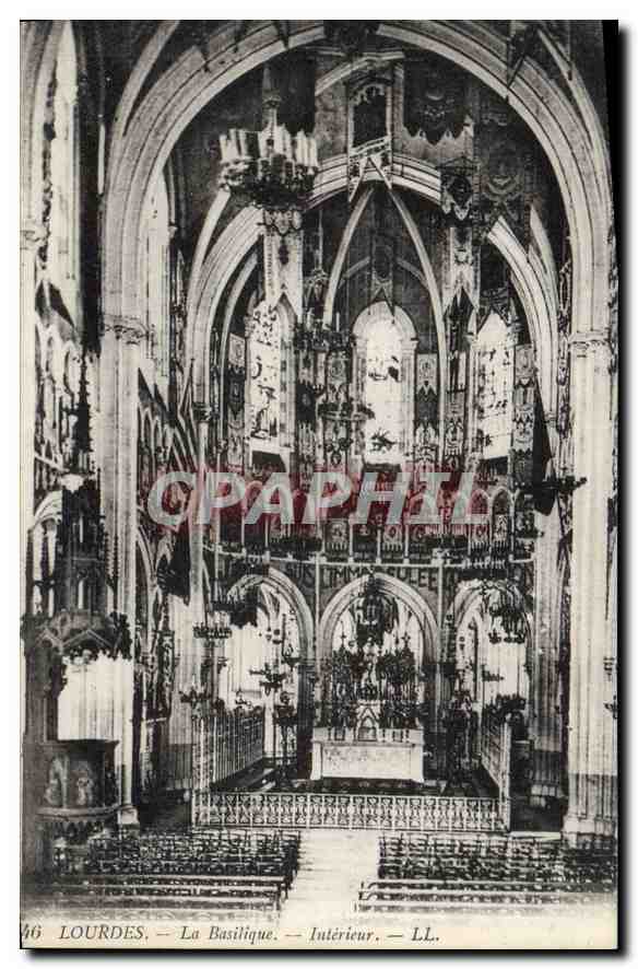 CPA Lourdes la Basilique Interieur 