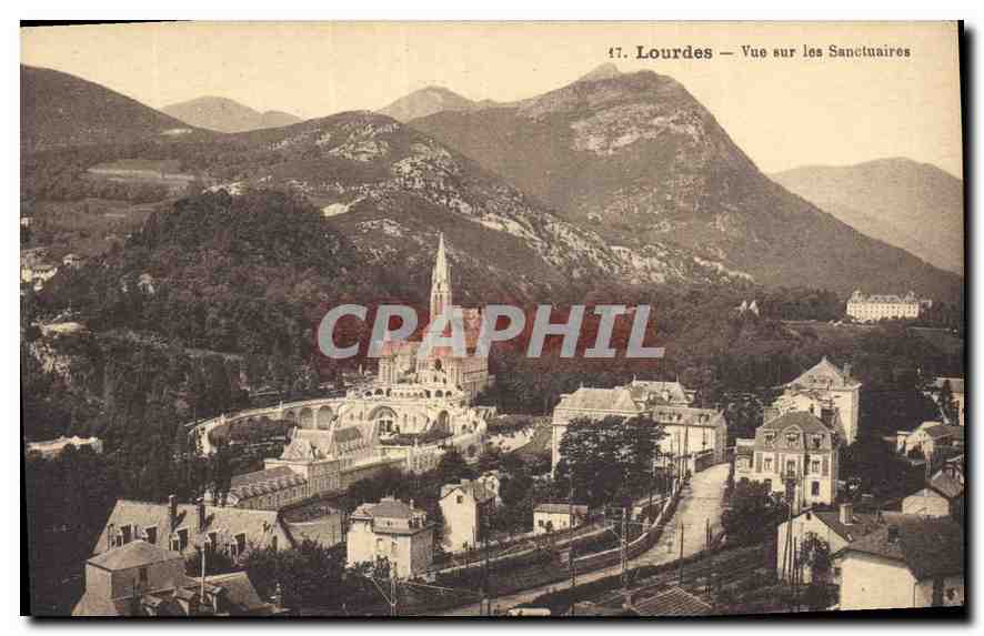 CPA Lourdes vue sur les Sanctuaires 