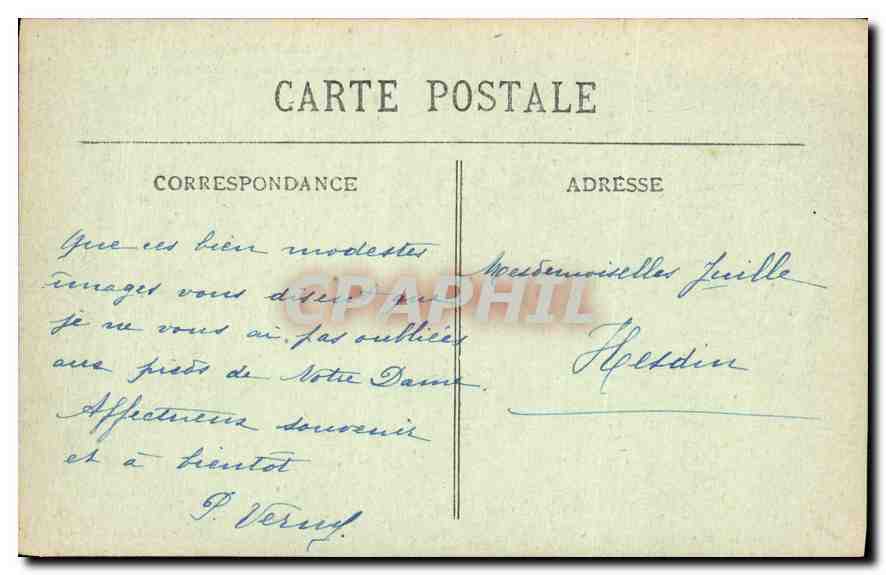 CPA Les Pyrenees Lourdes Entree du Sanctuaire  — Verso