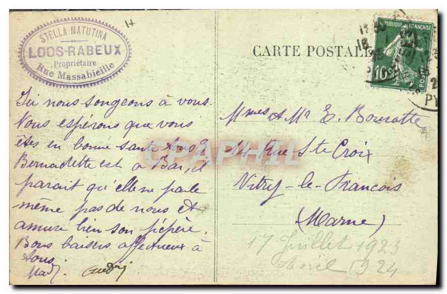 CPA Les Pyrenees Lourdes l'Esplanade et le Chateau Fort  — Verso