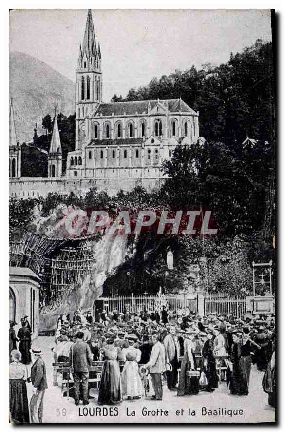 CPA Lourdes la Grotte et la Basilique 