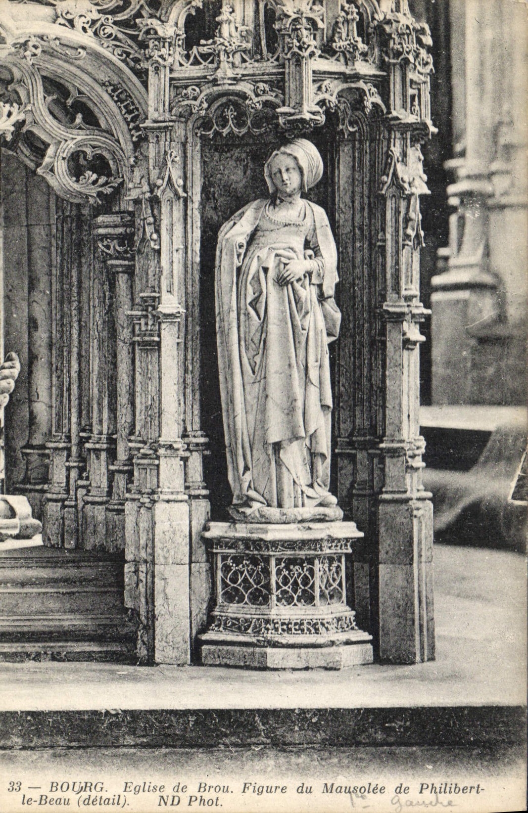 Bourg-le-Beau — Detail der Kirche von Brou, Figur des Mausoleums von Philibert-le-Beau — ND Phot.