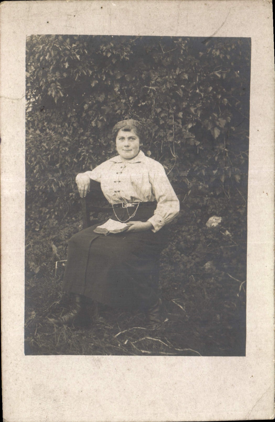 CARTE PHOTO Femme