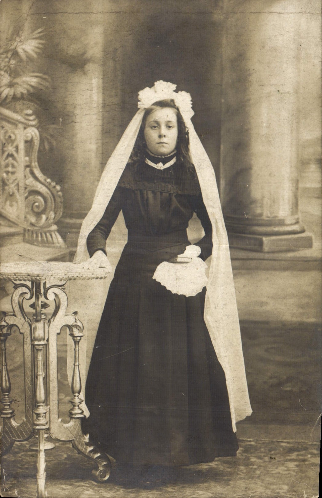 CARTE PHOTO Femme