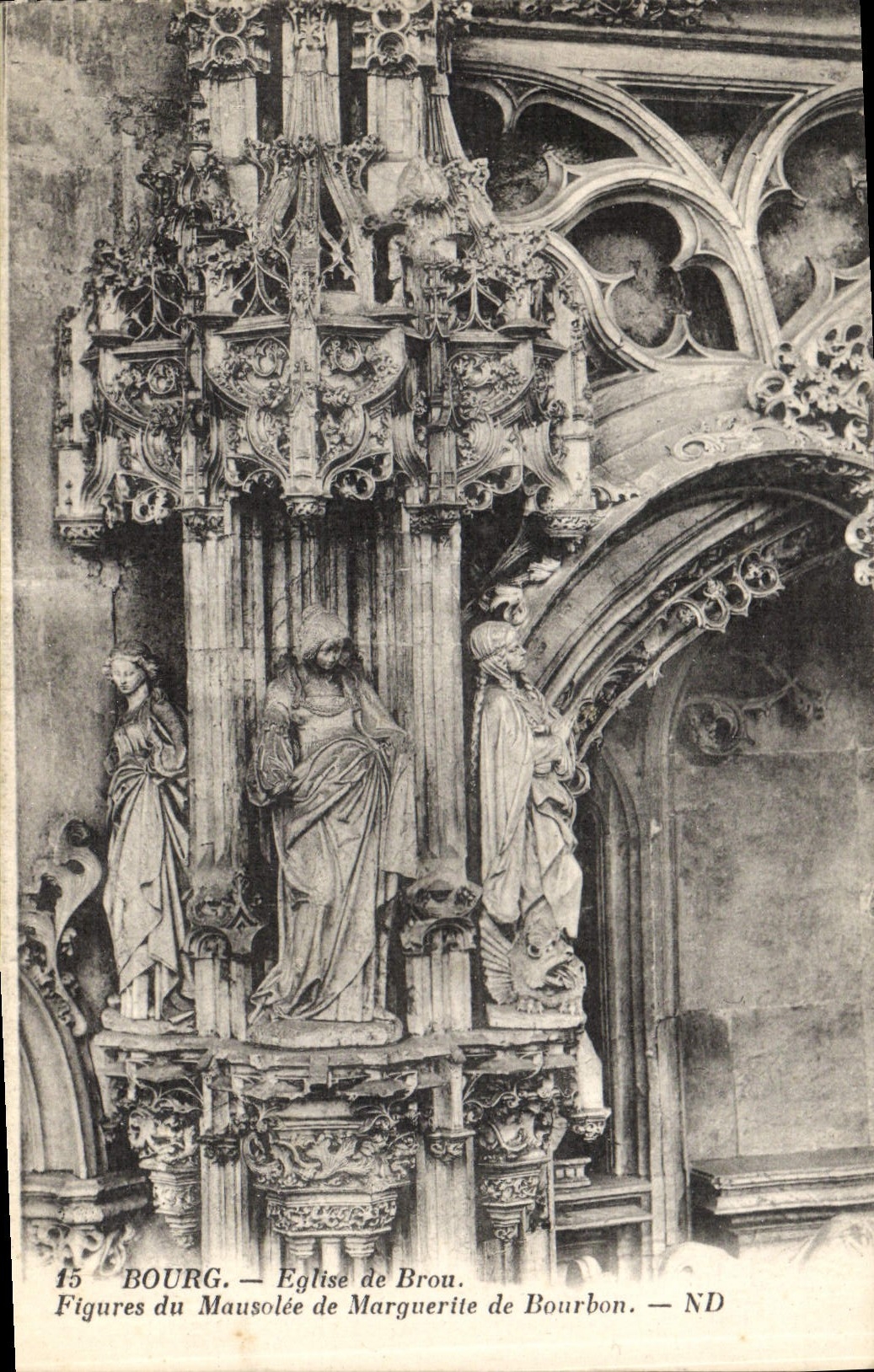 Bourg — Figuren des Mausoleums von Marguerite de Bourbon — ND