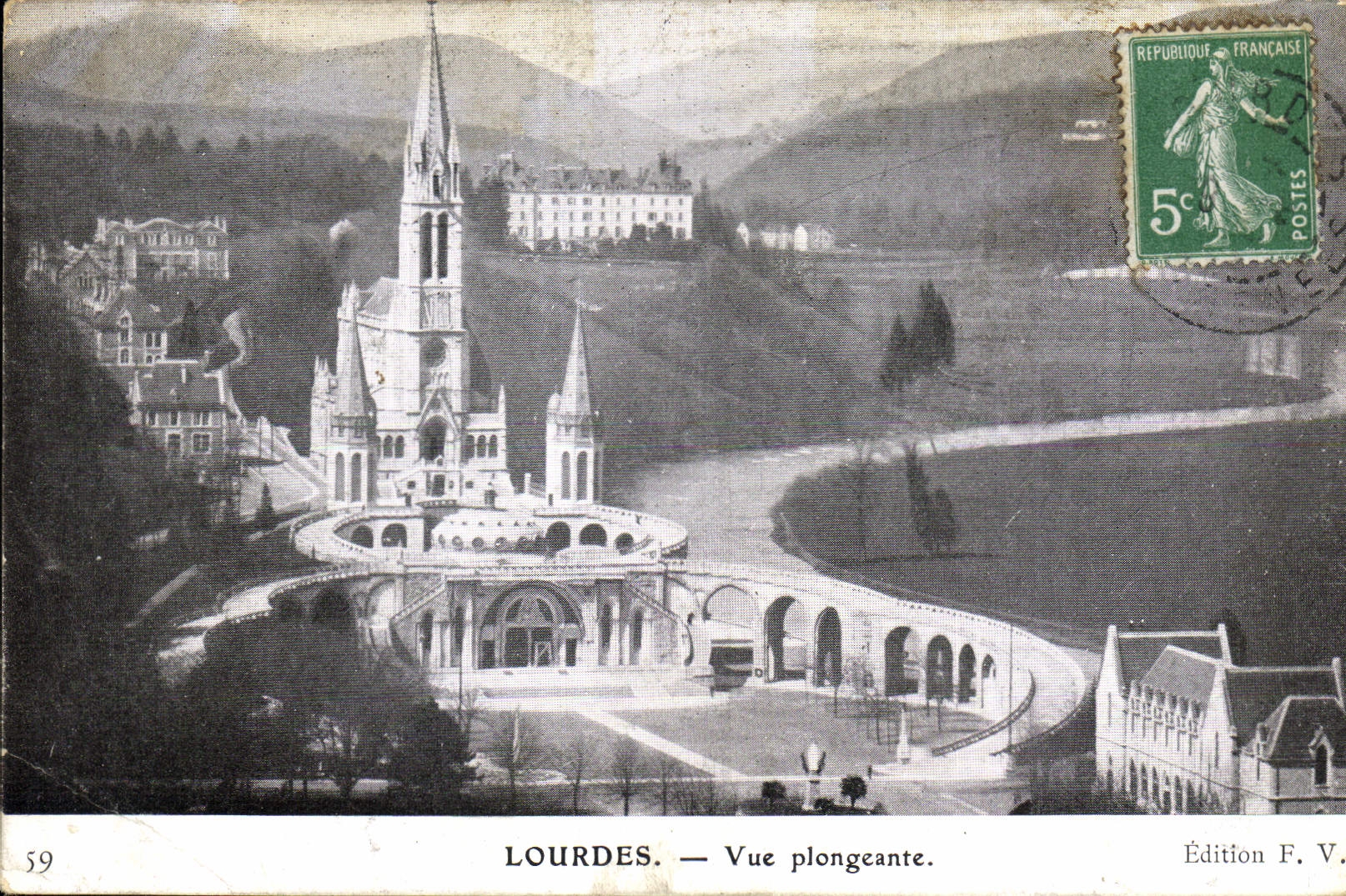 CPA Lourdes Vue plongeante 