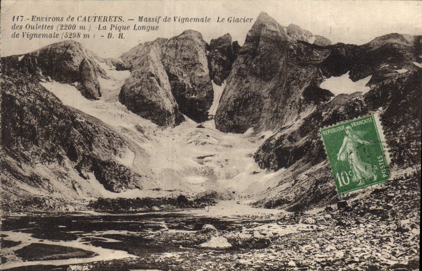 Umgebung von CAUTERETS — Vignemale-Massiv — Der Glacier des Oulettes (2200 m) — Die Longe Spur von Vignemale (5298 m) — B. R.