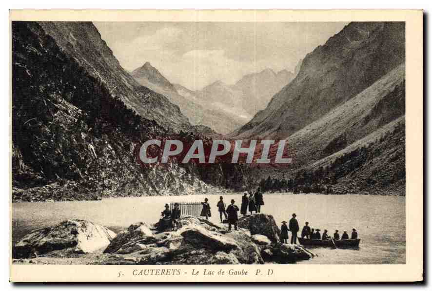 CPA Cauterets Le Lac de Gaube 