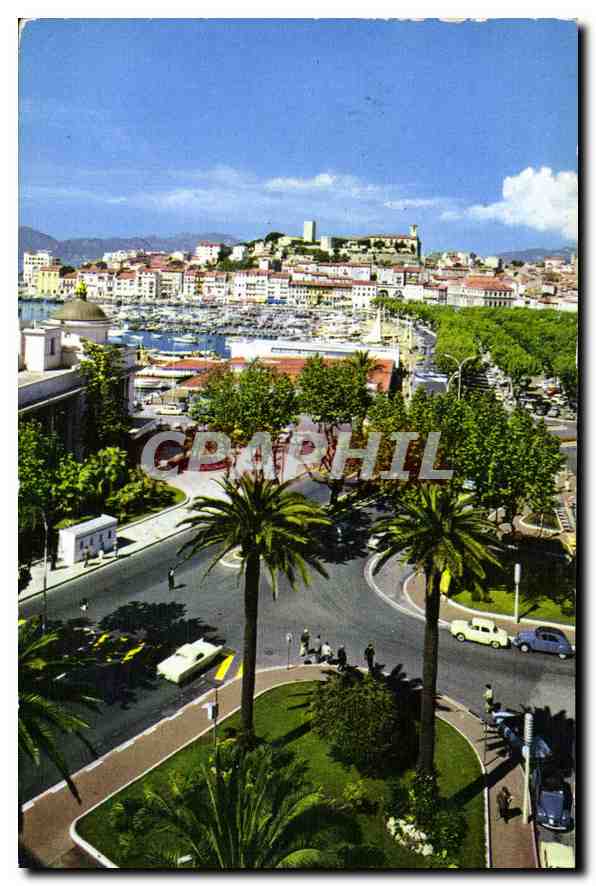 CPA Cannes Vue generale sur le Port et le Suquet 