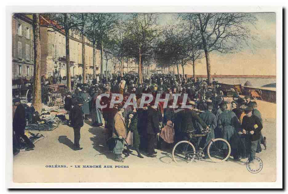 ORLEAnS le marche aux puces bicyclette policiers soldats foule TOP CPA