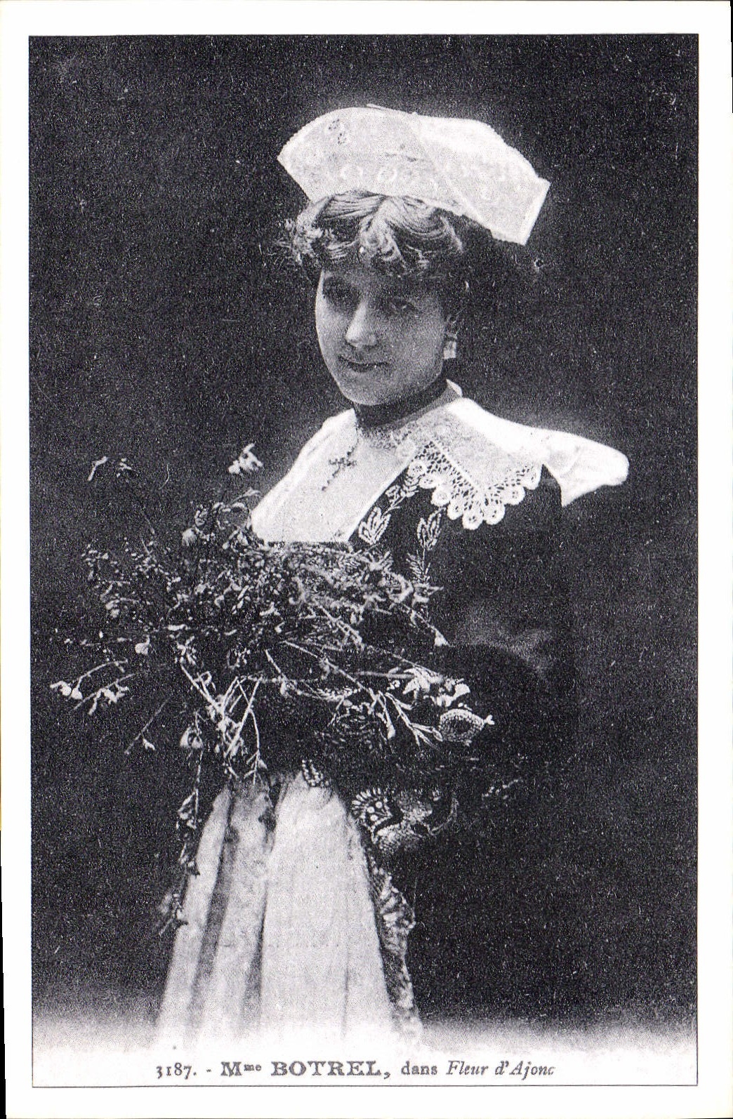 REPRO M Botrel dans Fleur d'Ajonc Folklore