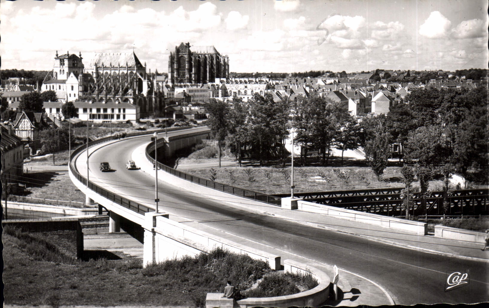 Beauvais — Le Pont-Routier et la Ville — Cie des Arts Photomécaniques
