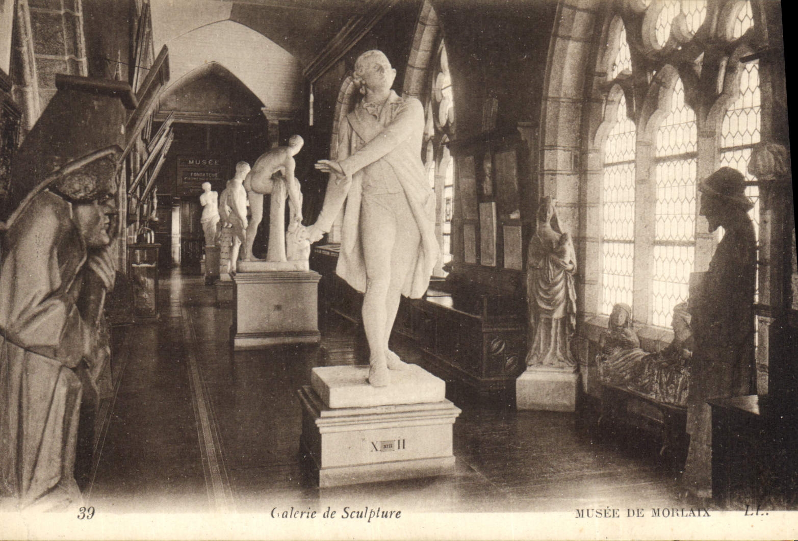 CPA Galerie de Sculpture Musee de Morlaix 