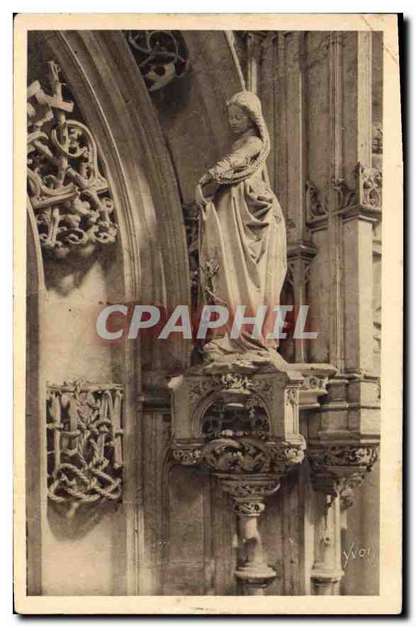 CPA Bourg Ain Statuette du Tombeau de Marguerite d'Autriche Madeline avant sa Conversion 