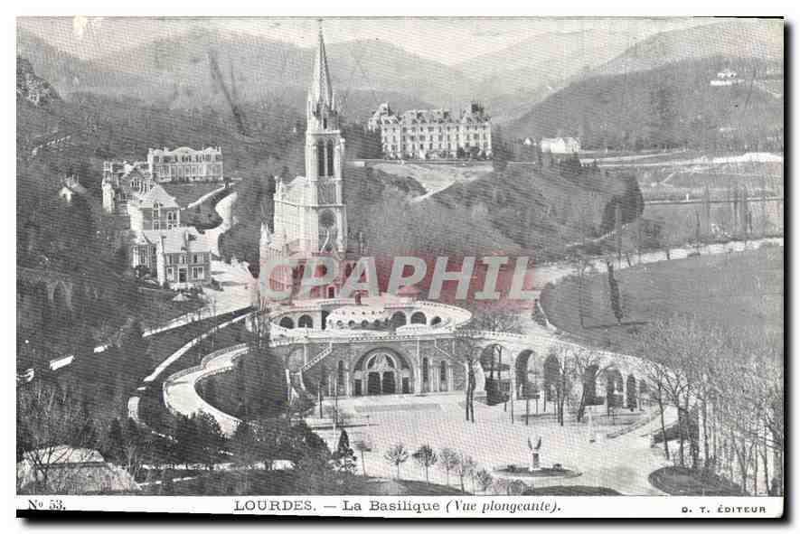 CPA Lourdes La Basilique Vue Plongeante 