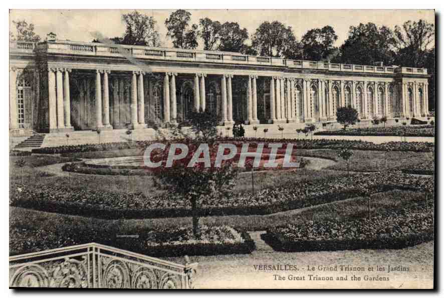 CPA Versailles Le Grand Trianon et les Jardins 