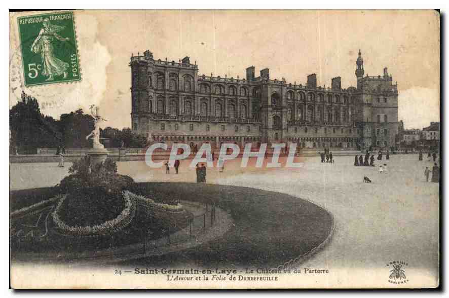 CPA Saint Germain en Laye Le Chateau vu du Parterre 