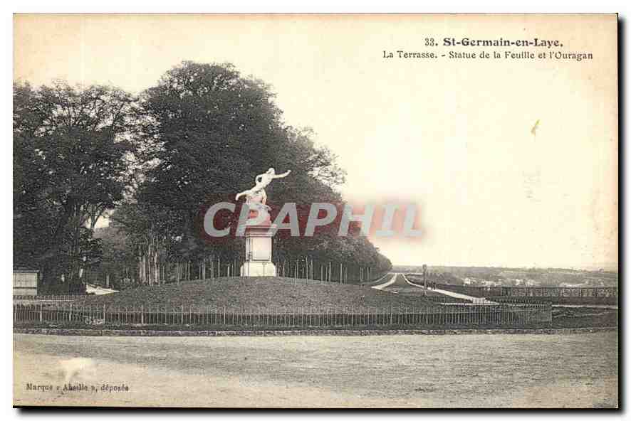CPA St Germain en Laye La Terrasse Statue de la Feuille et Ouragan 