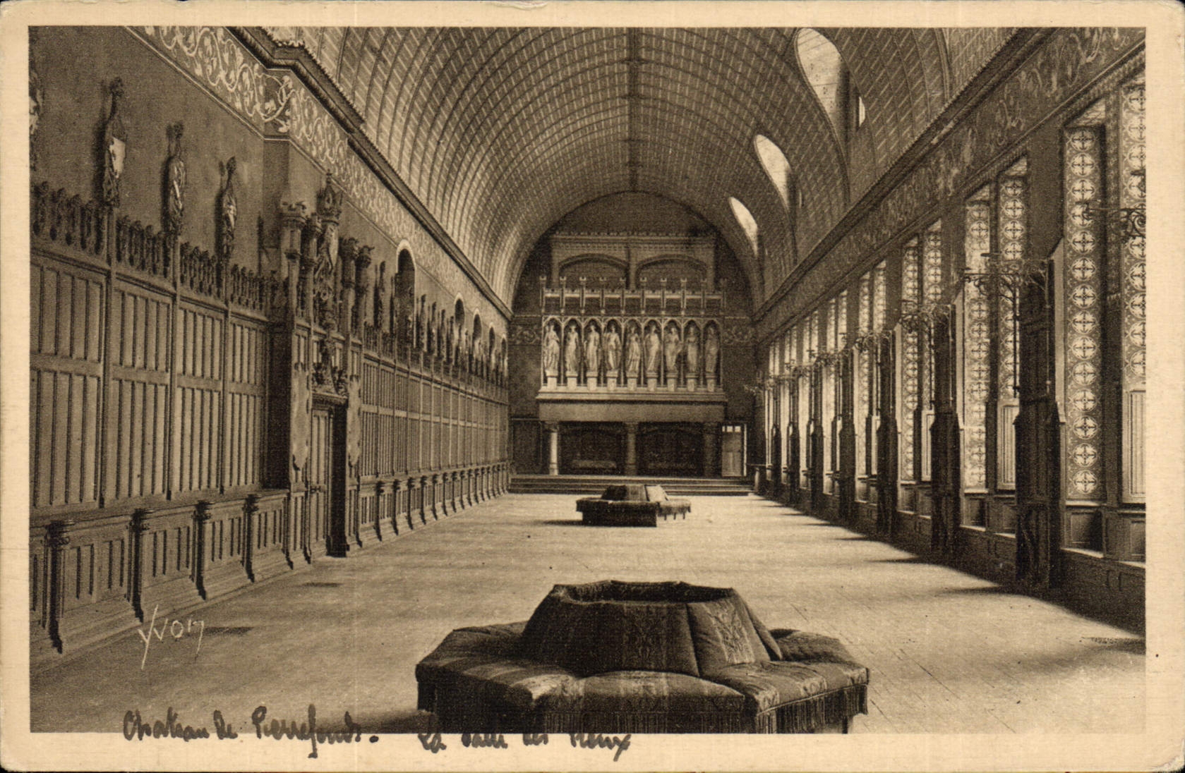 Château de Pierrefonds — La Salle des Preux — Édition d'Art YVCN'TRA