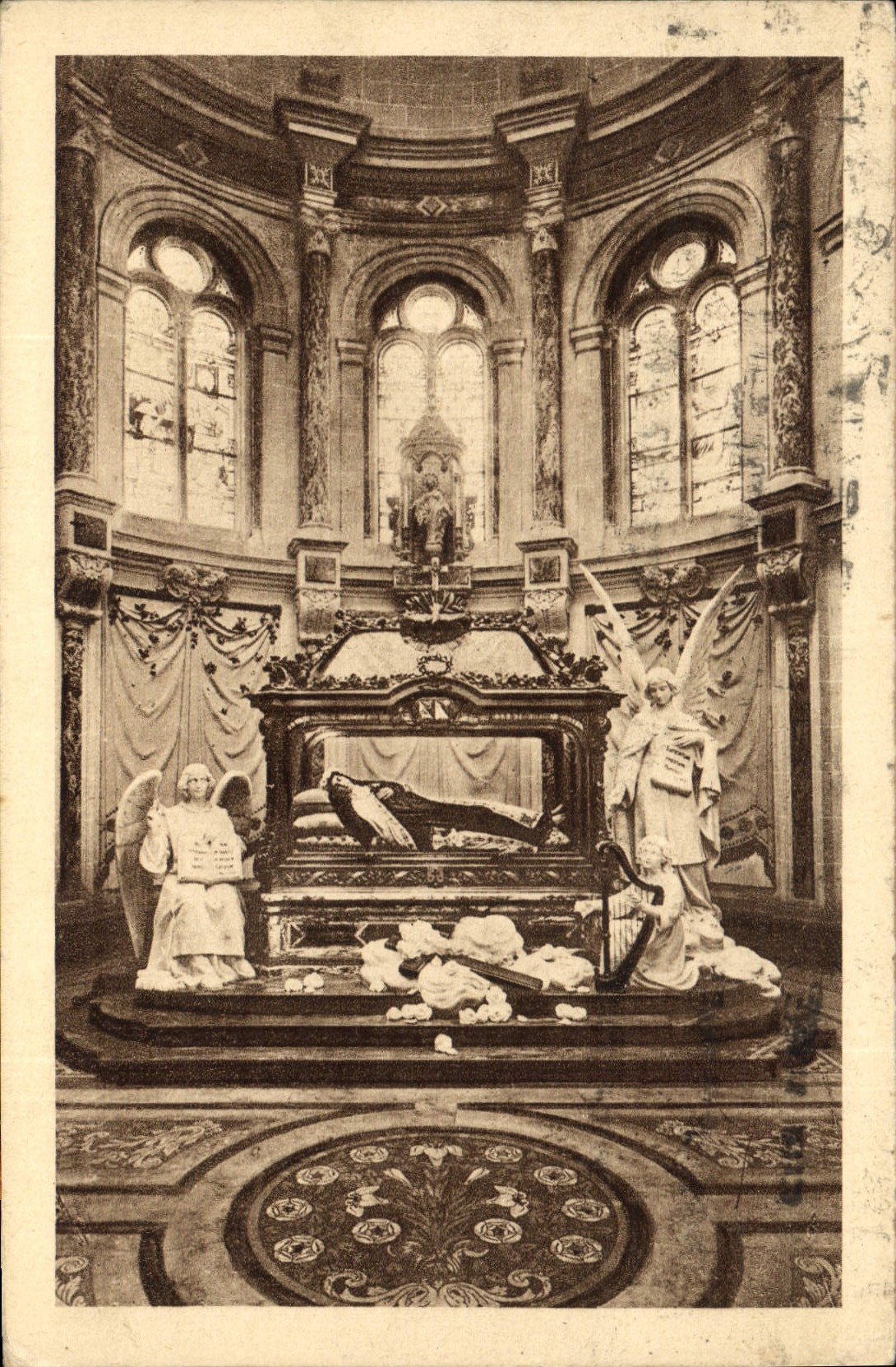 CPA Chapelle et Chasse de Sainte Therese de l'Enfant Jesus 