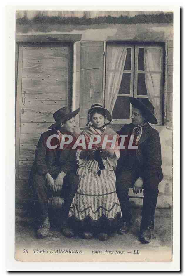 l'auvergne pittoresque entre deux feux sandwitch costume CPA