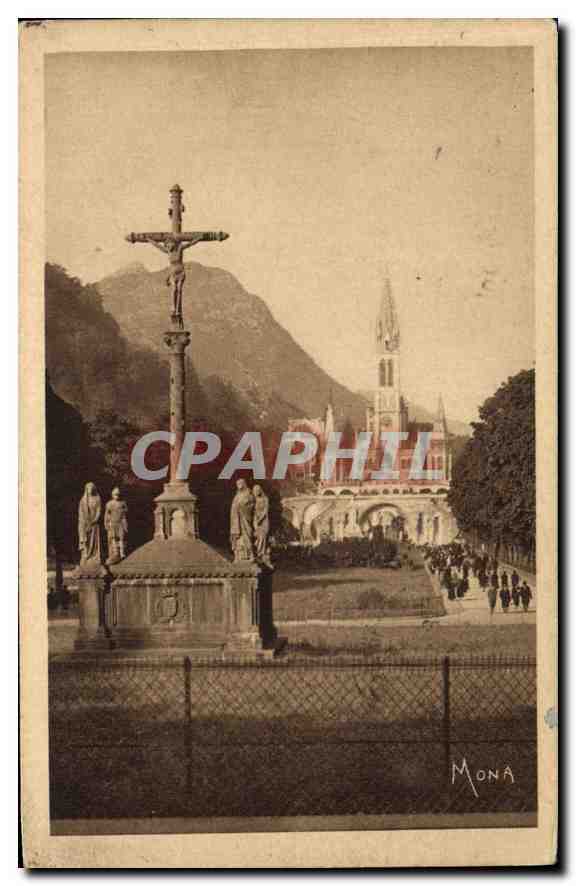 CPA Lourdes la Basilique et le Calvaire Breton 