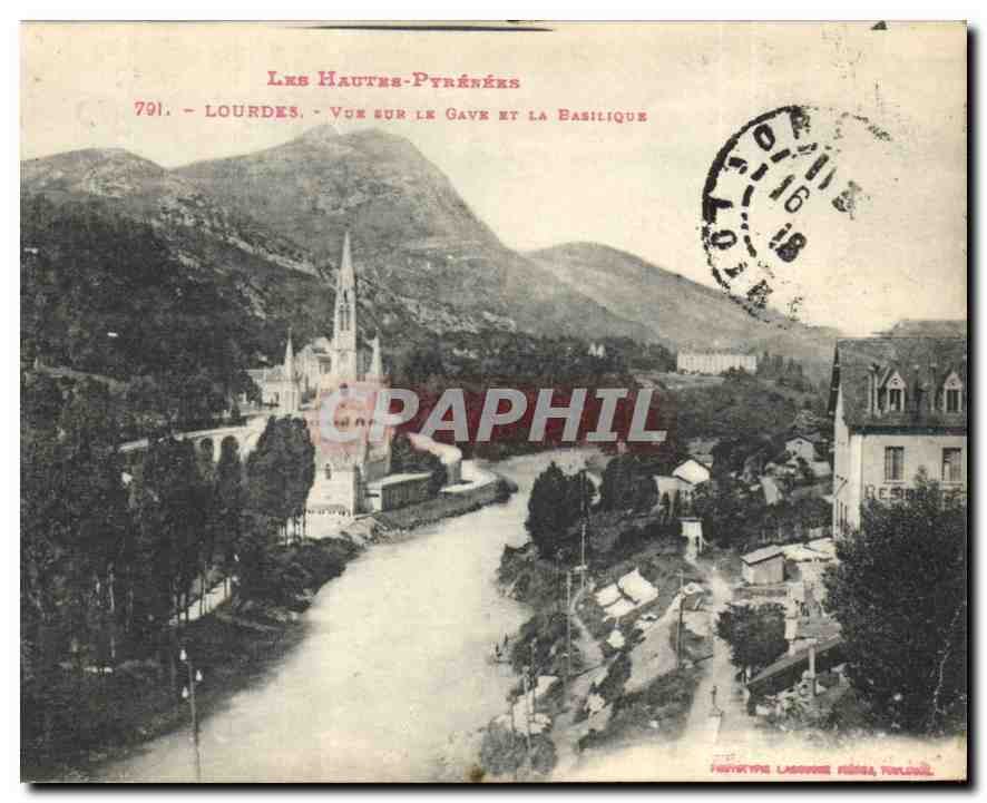 CPA Les Hautes Pyrenees Lourdes vue sur la Fave et la Basilique 