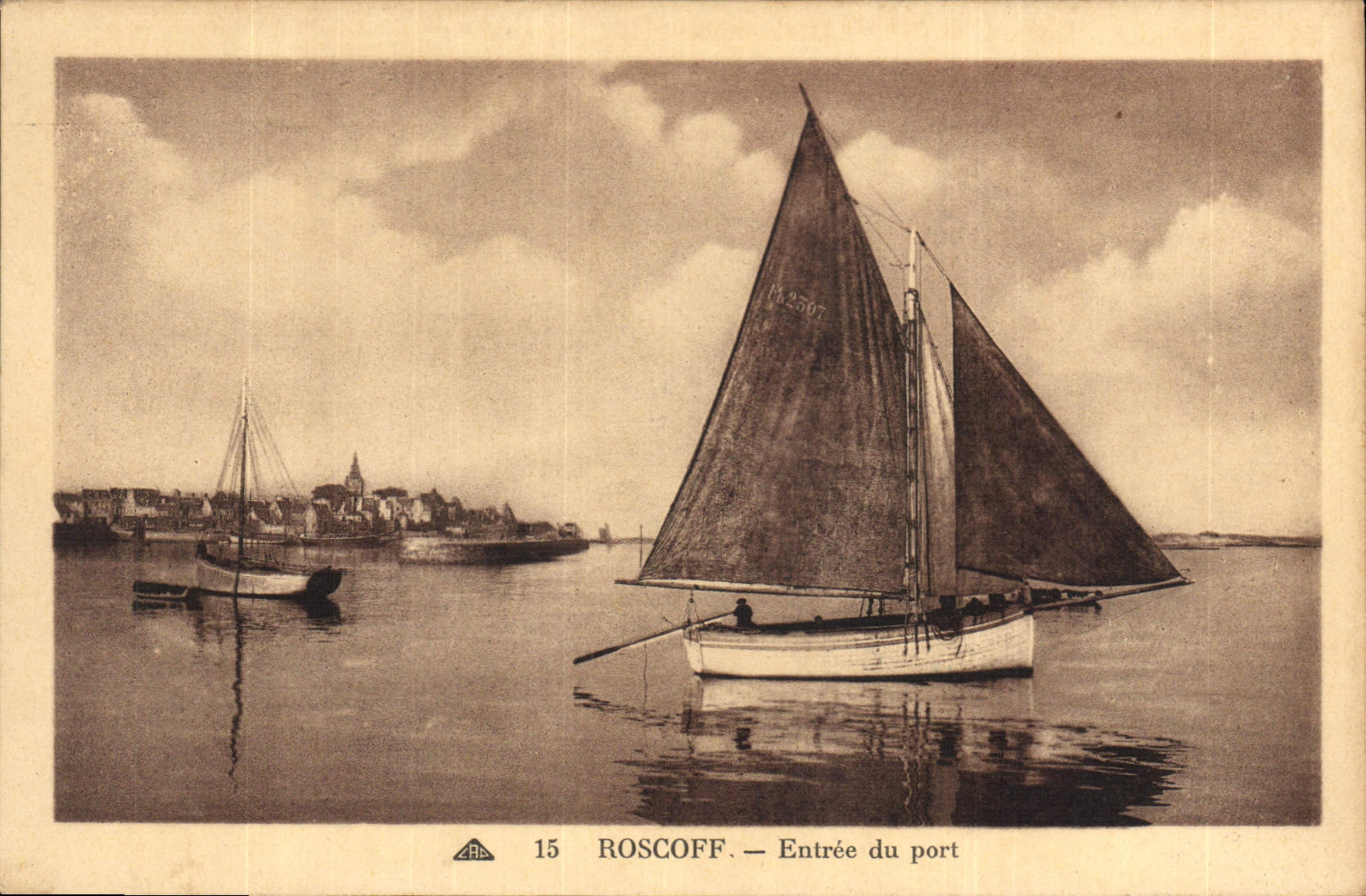 CPA Roscoff Entree du Port Bateau