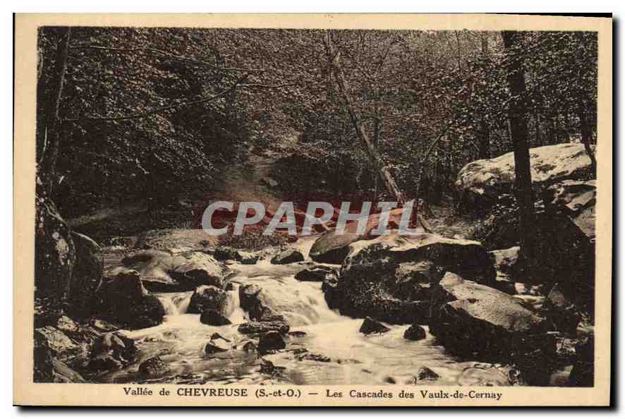 Vallée de CHEVREUSE (S.-et-O.) — Les Cascades des Vaulx-de-Cernay — Photo C. Gahier