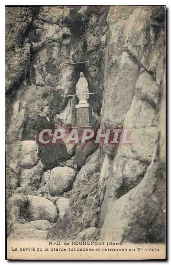 CPA N D de Rochefort Gard La calvite ou la Statue 