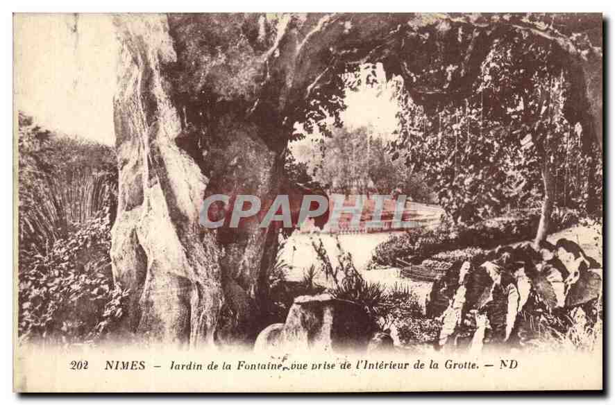 Nîmes — Jardin de la Fontaine, vue prise de l'intérieur de la grotte — N° 202
