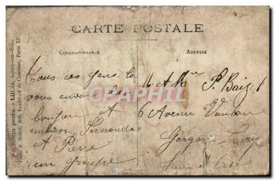 CARTE PHOTO Femmes Famille  — Back
